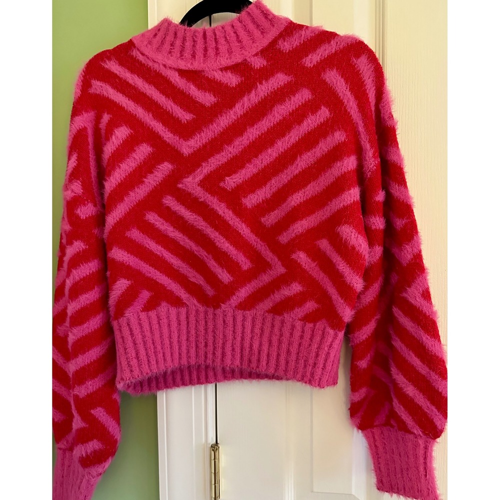 SUGARLIPS Pink Red Fuzzy Stripe Sweater Pullover Size‎ S
